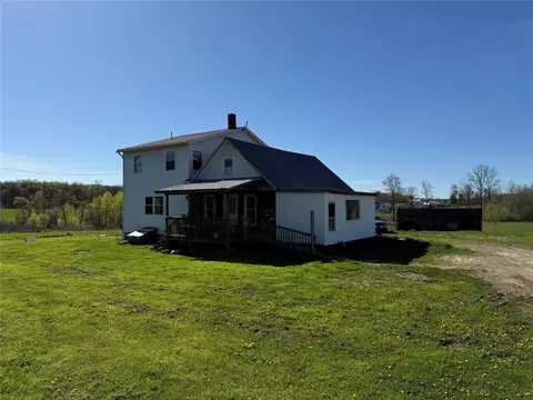 6961 W Center Rd, Linesville, PA 16424