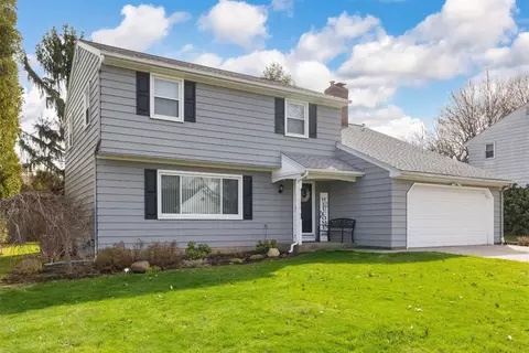 5605 King Rd, Erie, PA 16509