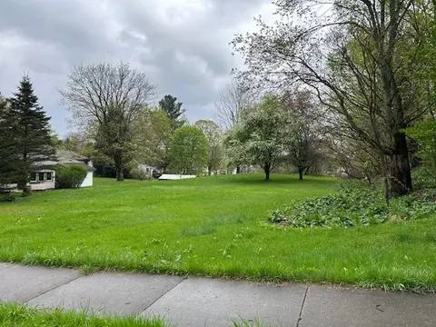 820 Mead Ave, Corry, PA 16407