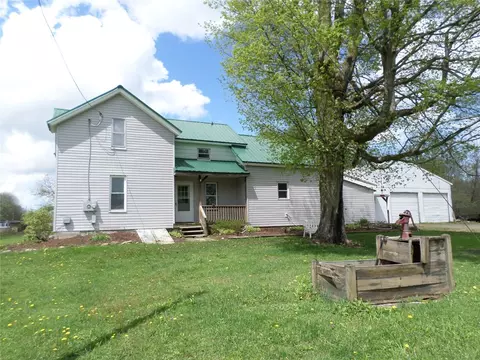 5328 Knoyle Rd, Erie, PA 16510