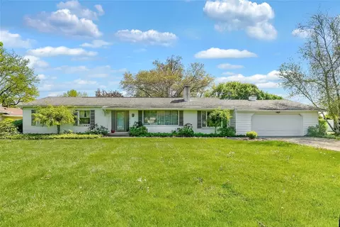 1405 Greenfield Dr, Erie, PA 16509