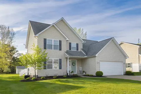 8700 Oriole Dr, Summit, PA 16509