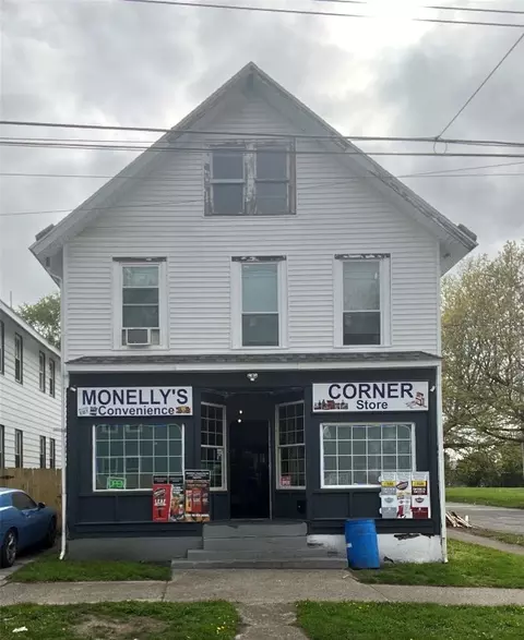 2202 Wallace St, Erie, PA 16509