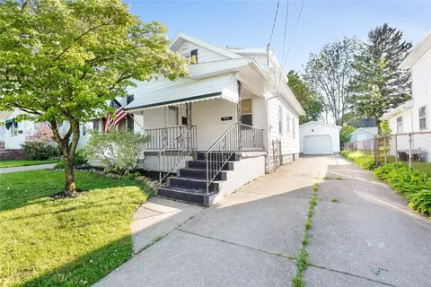 3424 Maple St, Erie, PA 16508
