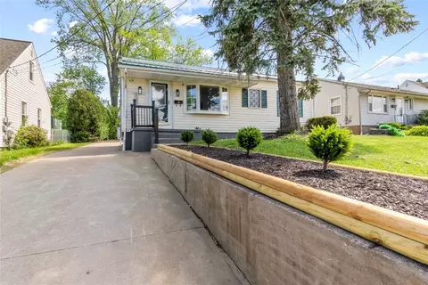 1659 W 38th St, Erie, PA 16508