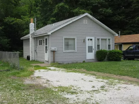136 Kelso Dr W, Erie, PA 16505