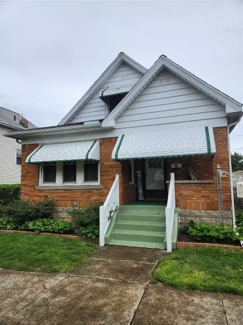 154 E 36th St, Erie, PA 16504