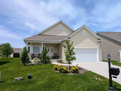 634 Fieldstone Dr, Erie, PA 16509