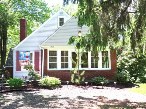 11135 Center St E, Conneaut Lake, PA 16316