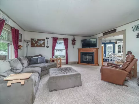 817 E Main St, Corry, PA 16407 photo 24