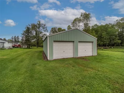 817 E Main St, Corry, PA 16407 photo 17