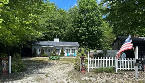 1992 St Hwy 285, Espyville, PA 16424