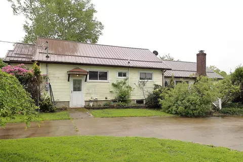 20030 Spartansburg Hwy, Corry, PA 16407