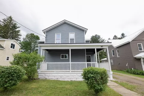 30 4th Ave, Union City, PA 16438