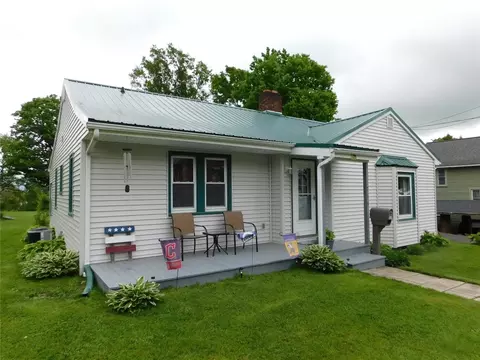 216 Mead Ave, Corry, PA 16407