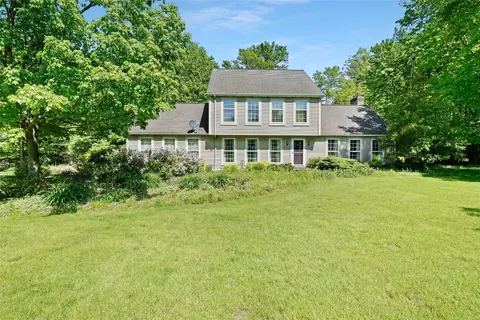 12595 Forrest Dr, Edinboro, PA 16412