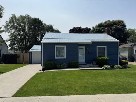 1110 Hartt Rd, Erie, PA 16505