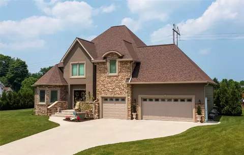 4758 Thoroughbred Loop, Erie, PA 16506