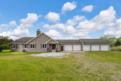 8730 Peffer Rd, Fairview, PA 16415