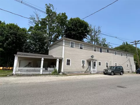 10118 Hall Ave, Lake City, PA 16423