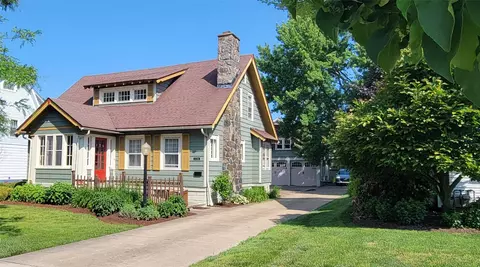 126 W 38th St, Erie, PA 16508