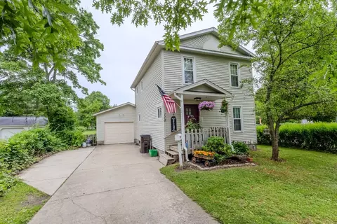 118 Chestnut St, Edinboro, PA 16412