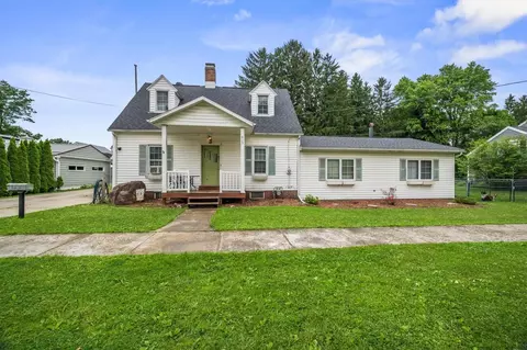 615 Wright St, Corry, PA 16407