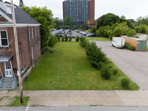 2318 Peach St, Erie, PA 16502