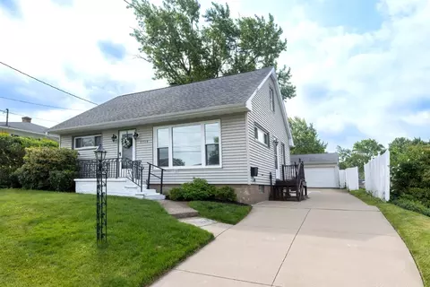 1719 W 41st St, Erie, PA 16509