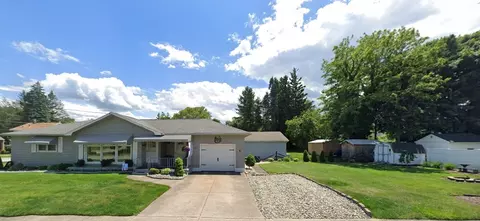 1945 W 27th St, Erie, PA 16508