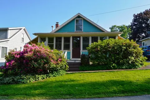 105 Hickory St, Edinboro, PA 16412