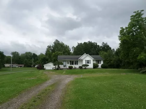 8715 Belle Rd, Harborcreek, PA 16421