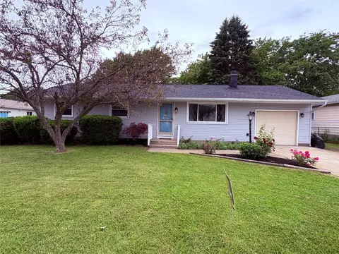 2810 E 28 St, Erie, PA 16510