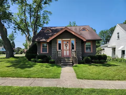 940 Ardmore Ave, Erie, PA 16505