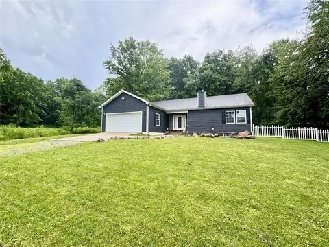 112 Willadell Rd, Transfer, PA 16154