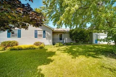 11100 E Law Rd, North East, PA 16428