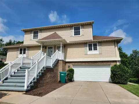 6012 Glen Eagles Dr, Millcreek, PA 16509