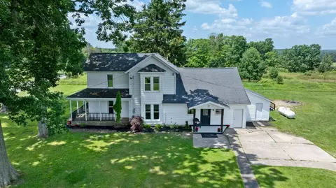 1729 Meadville Rd, Titusville, PA 16354