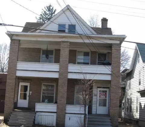 710 12 Myrtle St, Erie, PA 16502
