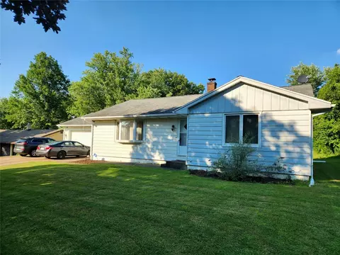 6495 Veit Dr, Erie, PA 16509