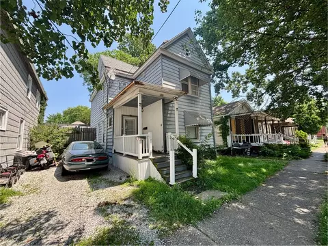 1813 Myrtle St, Erie, PA 16502