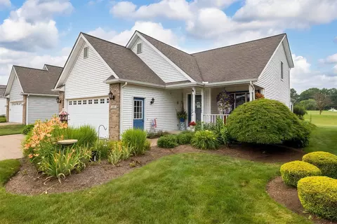 3767 Harbor Ridge Trl, Erie, PA 16510
