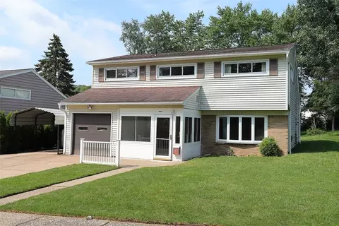 4014 Walker Blvd, Erie, PA 16509