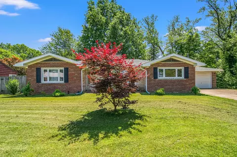 341 E Lakeview Blvd, Erie, PA 16504