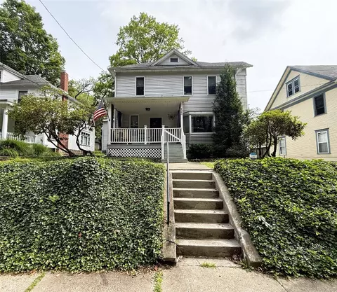 566 Walnut St, Meadville, PA 16335