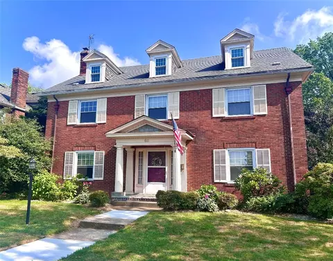 611 W 6th St, Erie, PA 16507