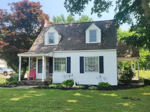 5002 Station Rd, Erie, PA 16510