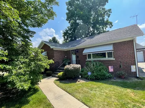 3224 Greengarden Blvd, Erie, PA 16508