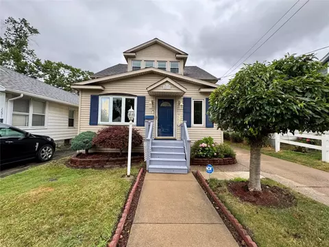 2233 Bird Dr, Erie, PA 16510