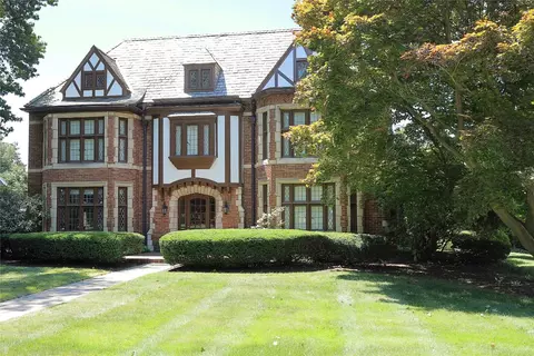 3906 State St, Erie, PA 16508